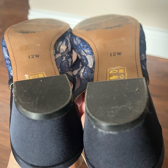 J.Renee 12W Navy Lace Slingback Heels - Picture 8 of 13